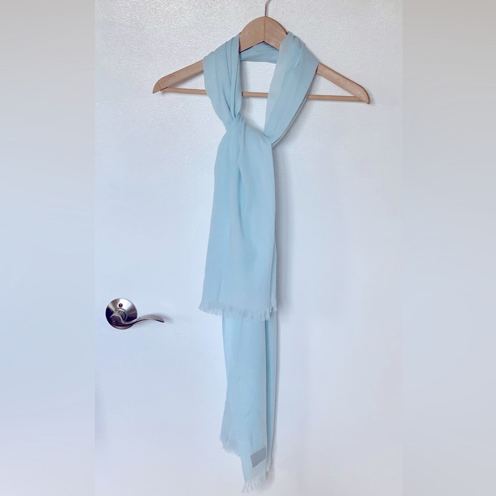 Light blue pashmina scarf with fringe